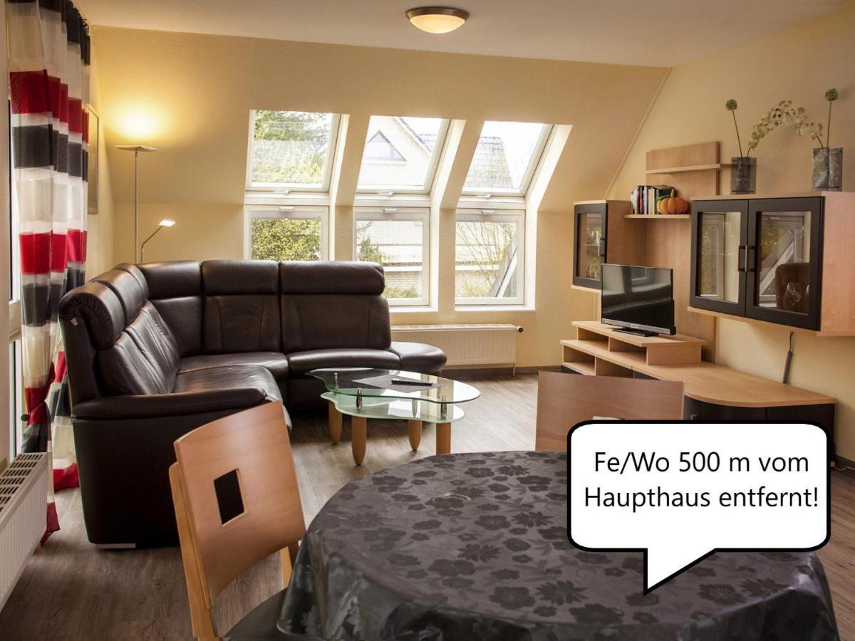 Gaestehaus Scharfe Kurve Lutzow Exterior foto